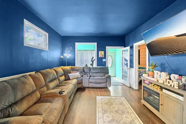 617 Hirsch Avenue, Calumet City, IL 60409 - #2