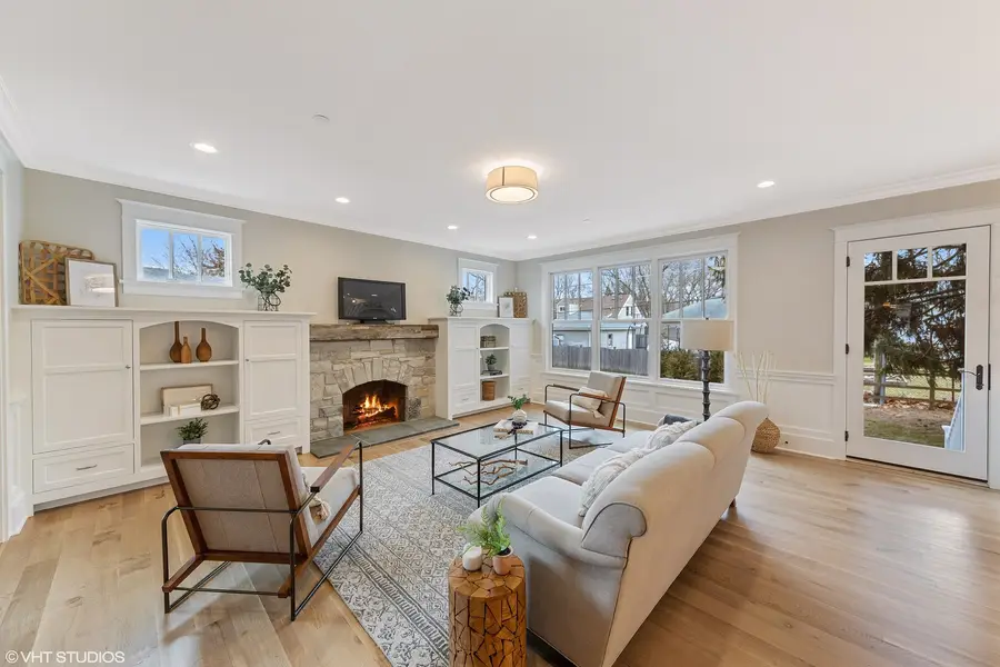 422 Ames Street, Libertyville, IL 60048 - #3