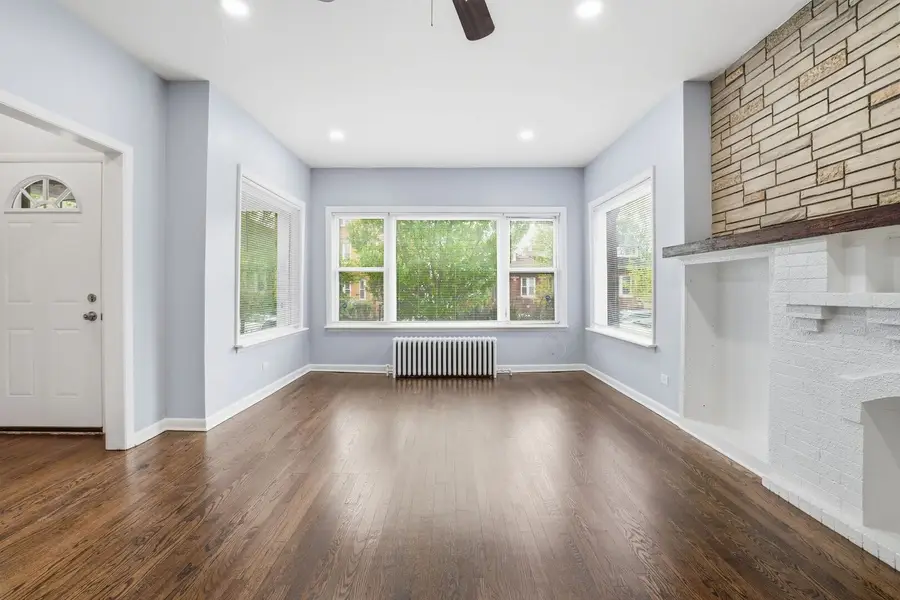 7923 S Luella Avenue, Chicago, IL 60617 - #3