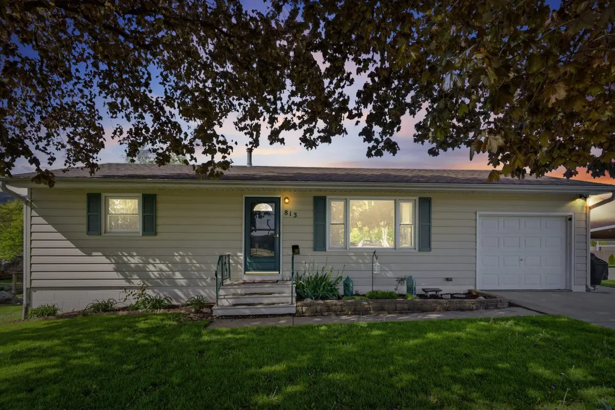 813 12th Avenue, Orion, IL 61273 - #1