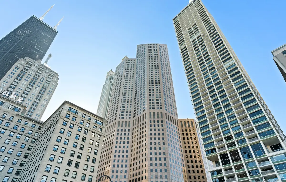950 N Michigan Avenue #2804, Chicago, IL 60611 - #1