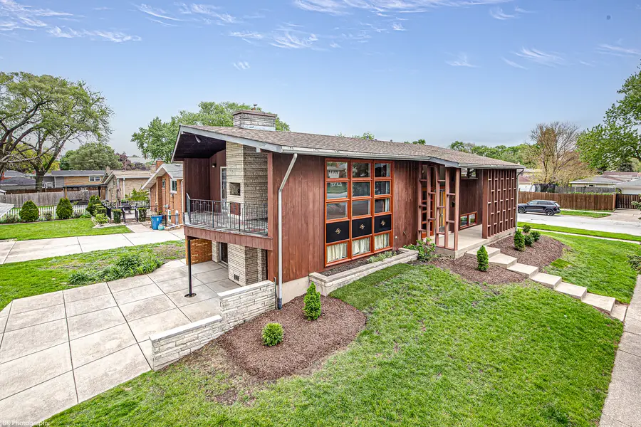10128 S Kenton Avenue, Oak Lawn, IL 60453 - #2