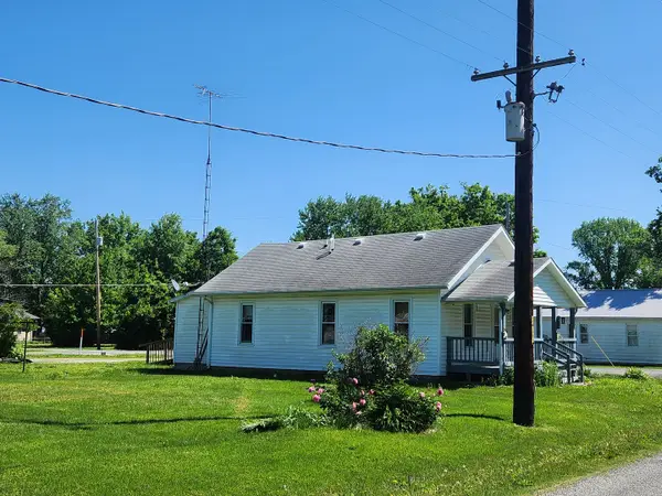 Address Withheld By Seller, Pinckneyville, IL 62274