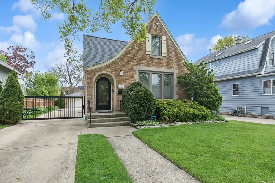 303 N Willow Road, Elmhurst, IL 60126 - #2