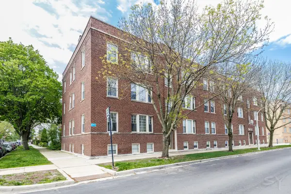 3039 W Belle Plaine Avenue #2, Chicago, IL 60618