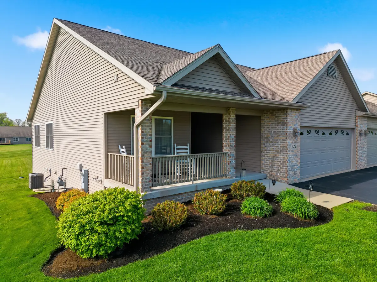 723 Yingling Drive, Dixon, IL 61021 - #1