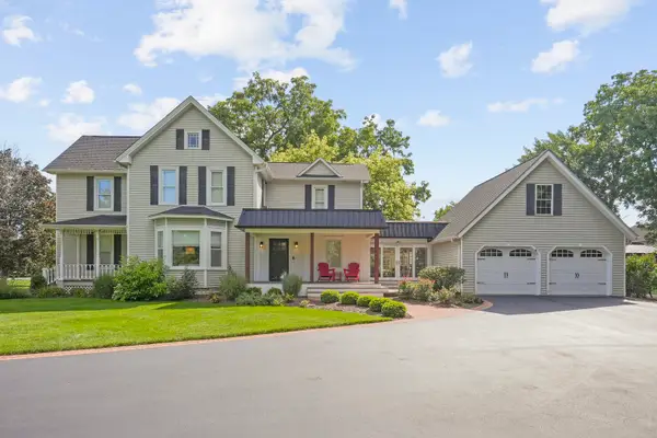 3614 Wolf Road, Oswego, IL 60543