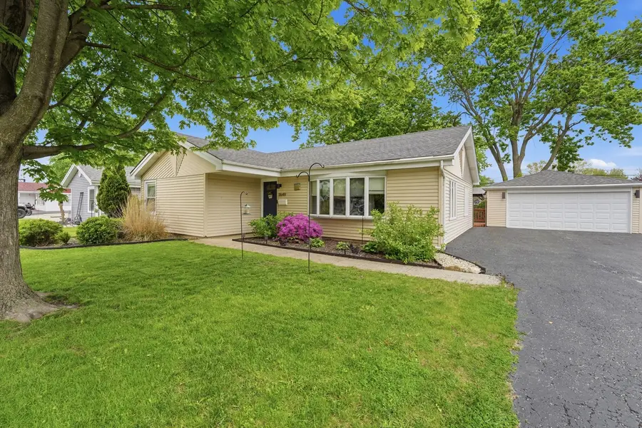 11649 S Nagle Avenue, Worth, IL 60482 - #3
