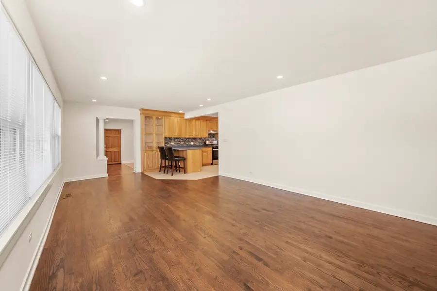 1621 S Crescent Avenue, Park Ridge, IL 60068 - #2