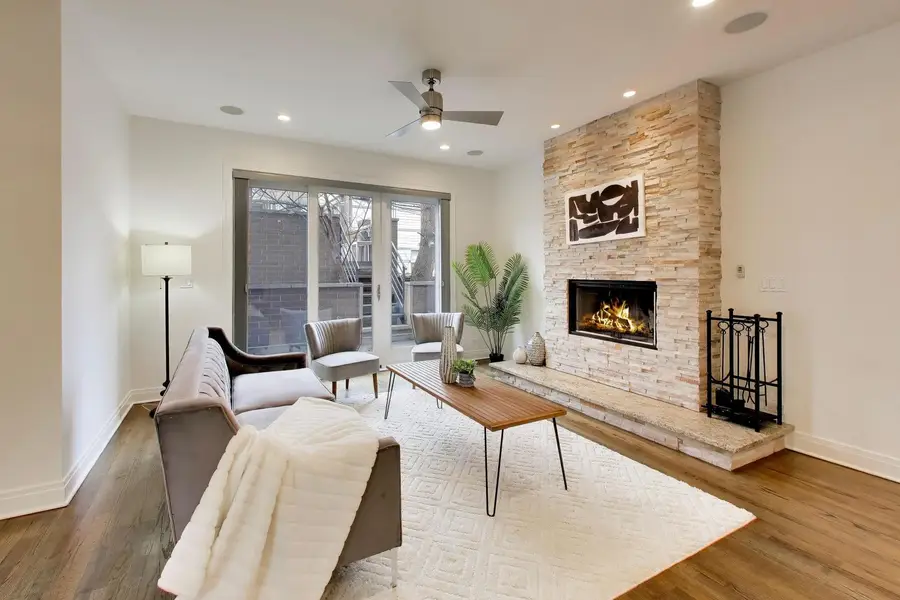 3407 N Bell Avenue, Chicago, IL 60618 - #3