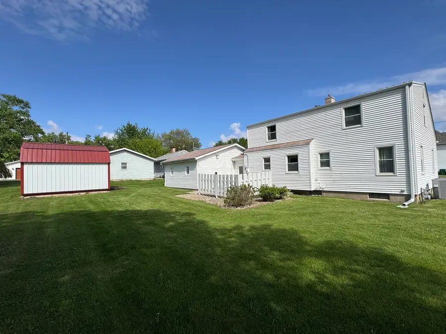 101 7th Street, Mendota, IL 61342 - #2