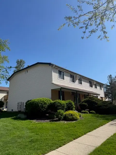 8328 Oak Leaf Drive #1503, Woodridge, IL 60517