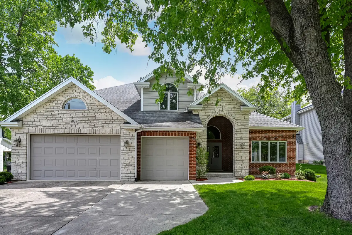 8827 Palisades Road, Burr Ridge, IL 60527 - #1