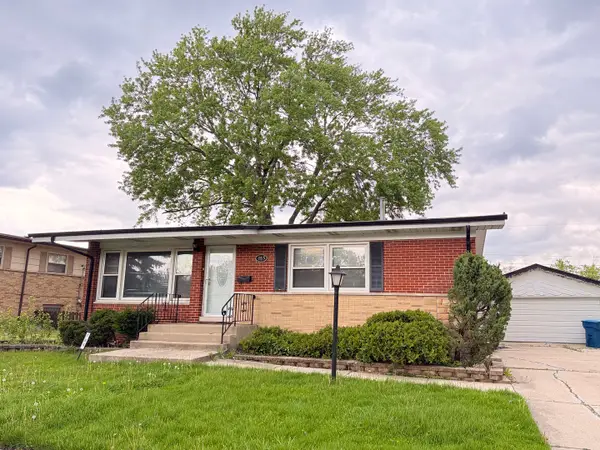 185 Pleasant Drive, Chicago Heights, IL 60411
