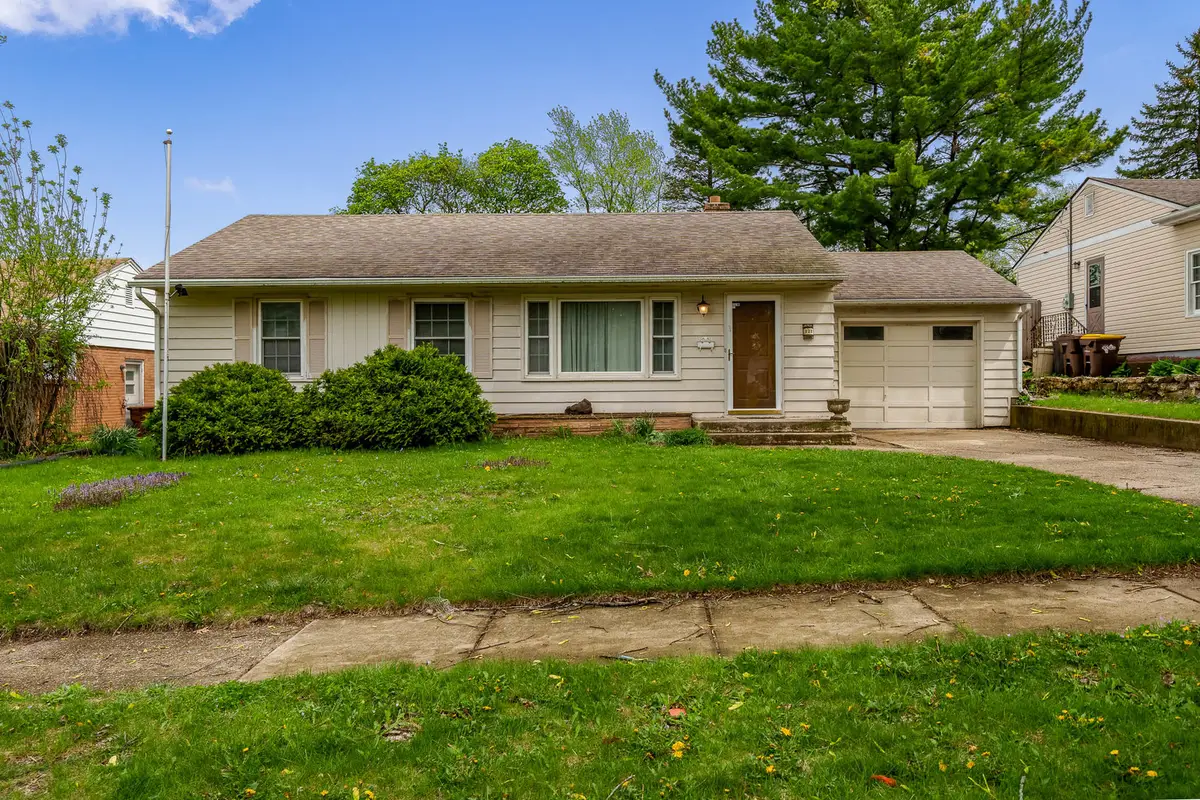 920 Woodland Drive, Rockford, IL 61108 - #1