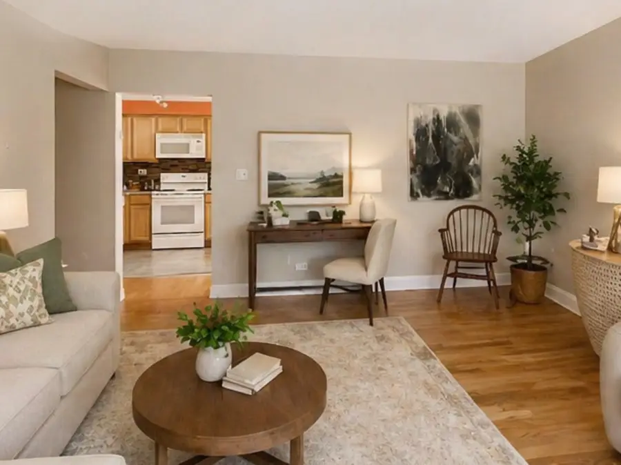 6828 N Greenview Avenue #2S, Chicago, IL 60626 - #3