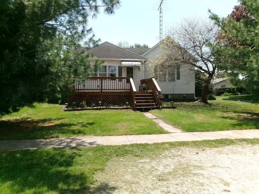 305 W Thomas Street, Martinton, IL 60951 - #2