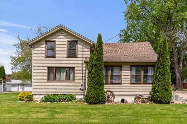 440 E Lasalle Street, Somonauk, IL 60552