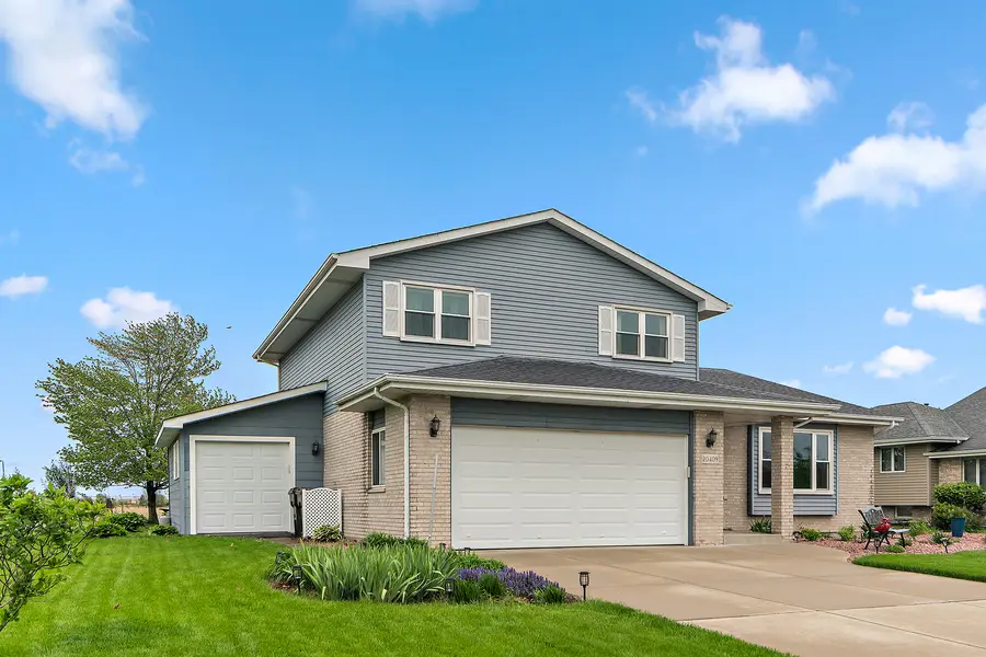 20409 S Hunter Drive, Frankfort, IL 60423 - #3