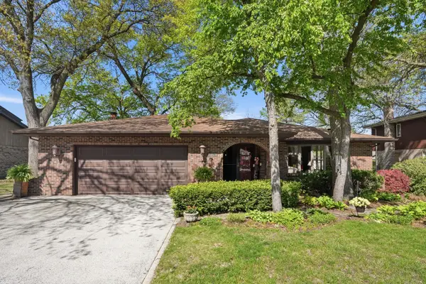 18070 Whitman Lane, Lansing, IL 60438