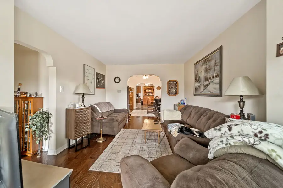4131 N Richmond Street, Chicago, IL 60618 - #2