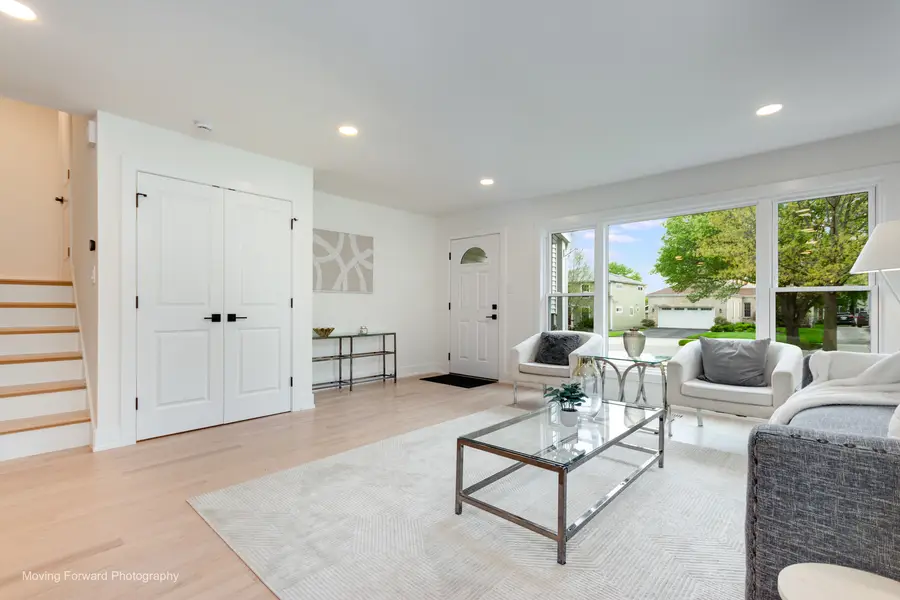 959 S Fern Avenue, Elmhurst, IL 60126 - #2