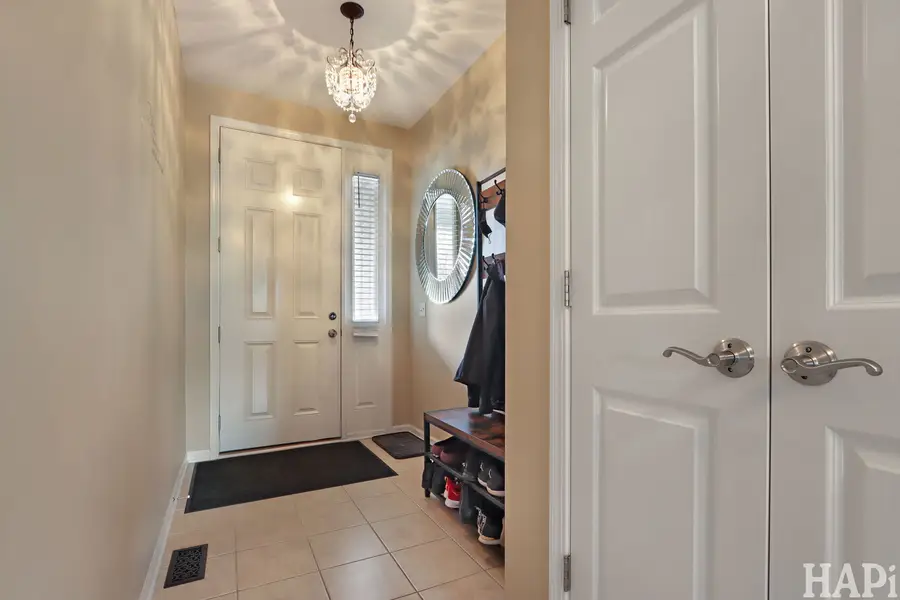 703 Owl Creek Lane, Gurnee, IL 60031 - #2