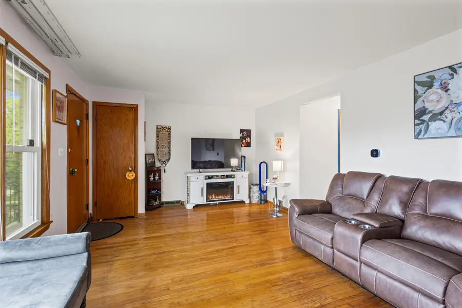 4855 W Gunnison Street, Chicago, IL 60630 - #3