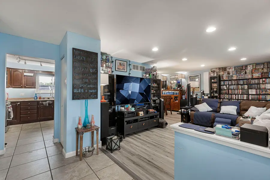 4608 Sycamore Lane, Rolling Meadows, IL 60008 - #2