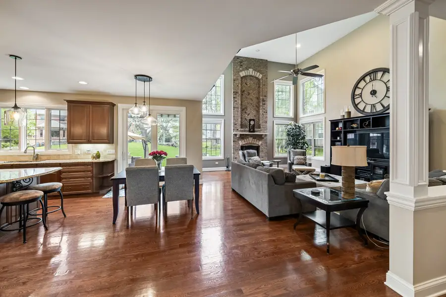 731 S Michigan Court, Palatine, IL 60067 - #3