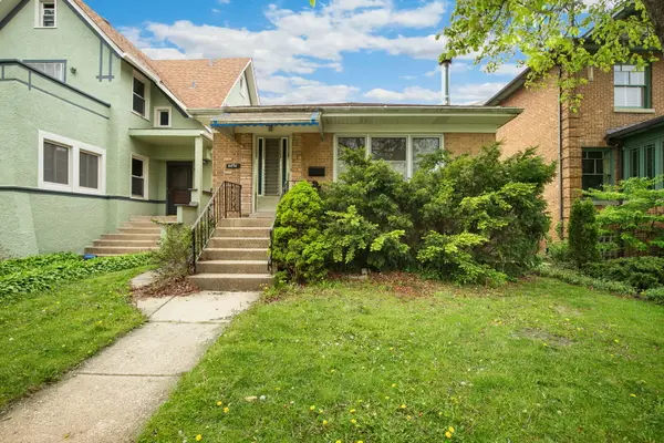 4454 N Richmond Street, Chicago, IL 60625