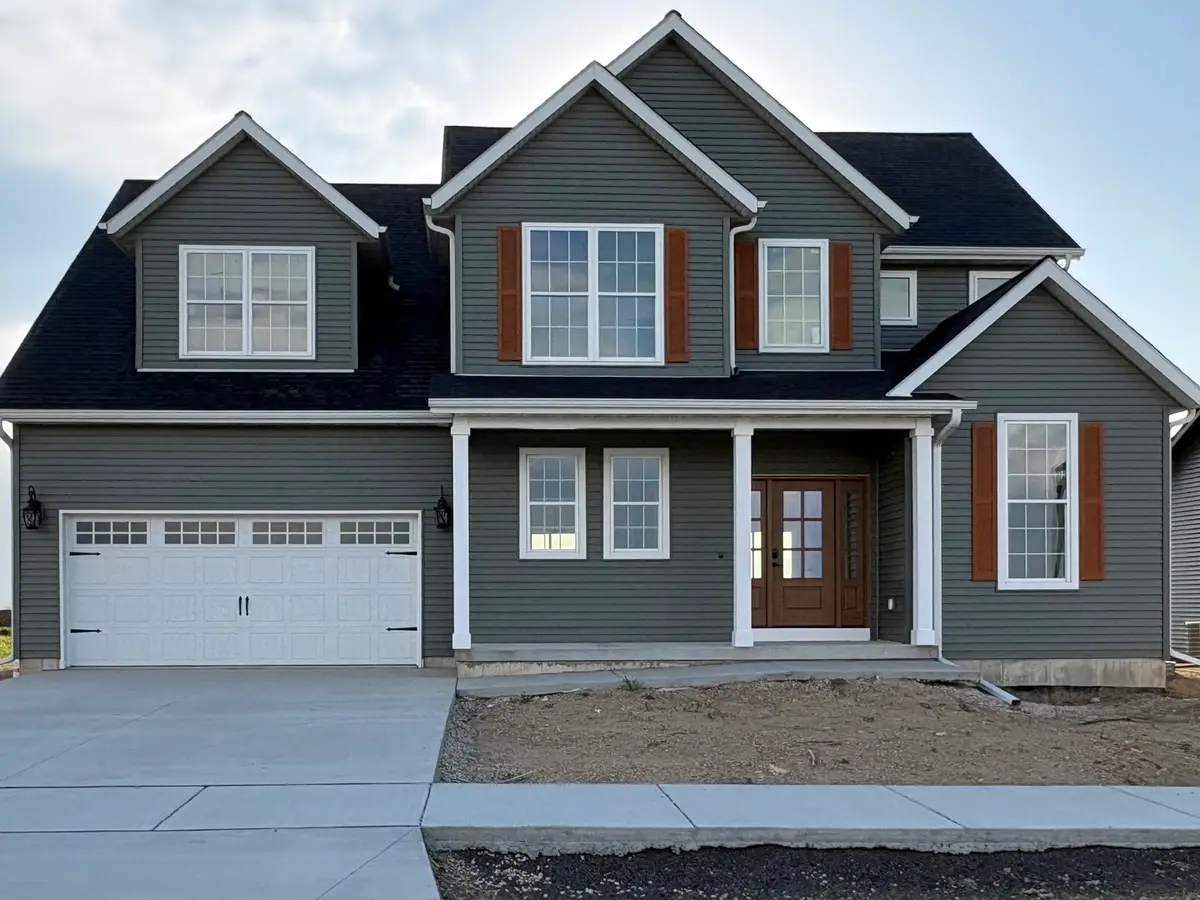 675 S Regulators Street, Rochelle, IL 61068 - #1