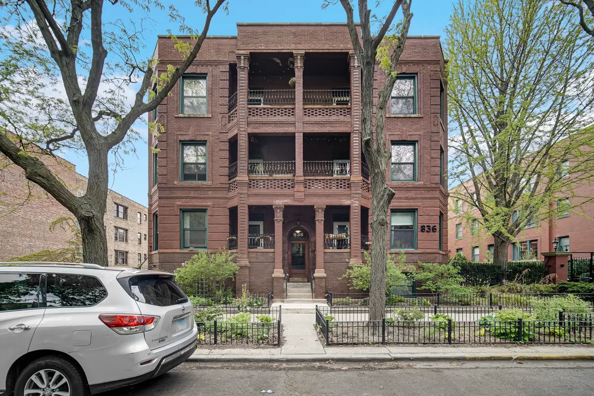 836 W Lakeside Place #1W, Chicago, IL 60640 - #1