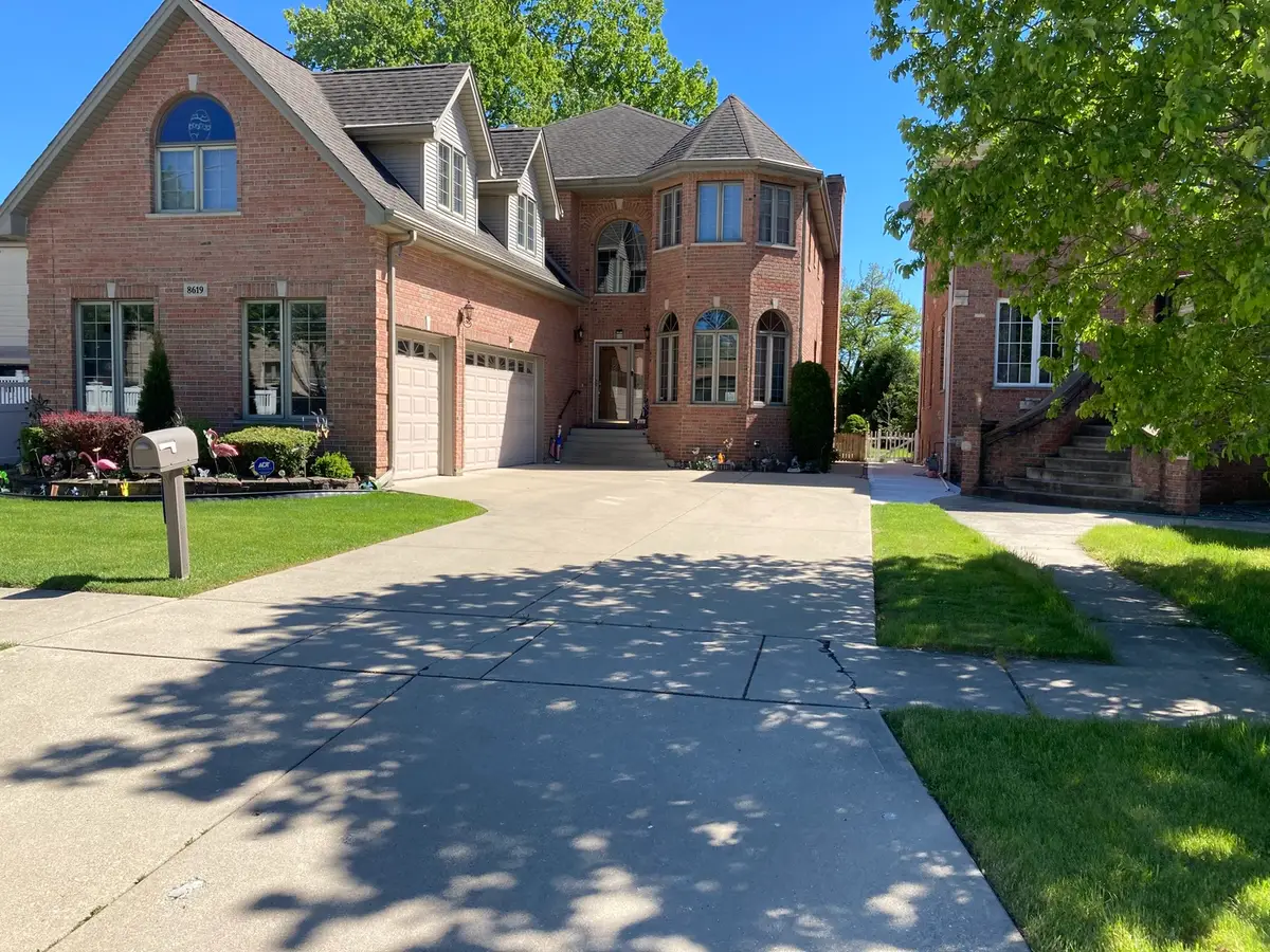 8619 W Sunset Road, Niles, IL 60714 - #1