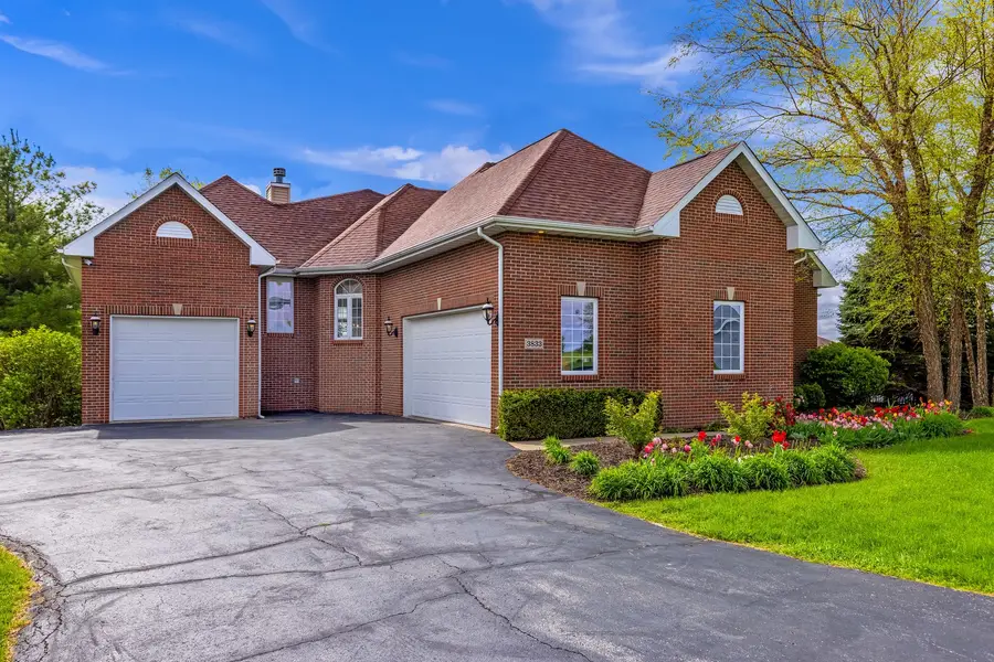 3833 Westlake Village Drive, Winnebago, IL 61088 - #3