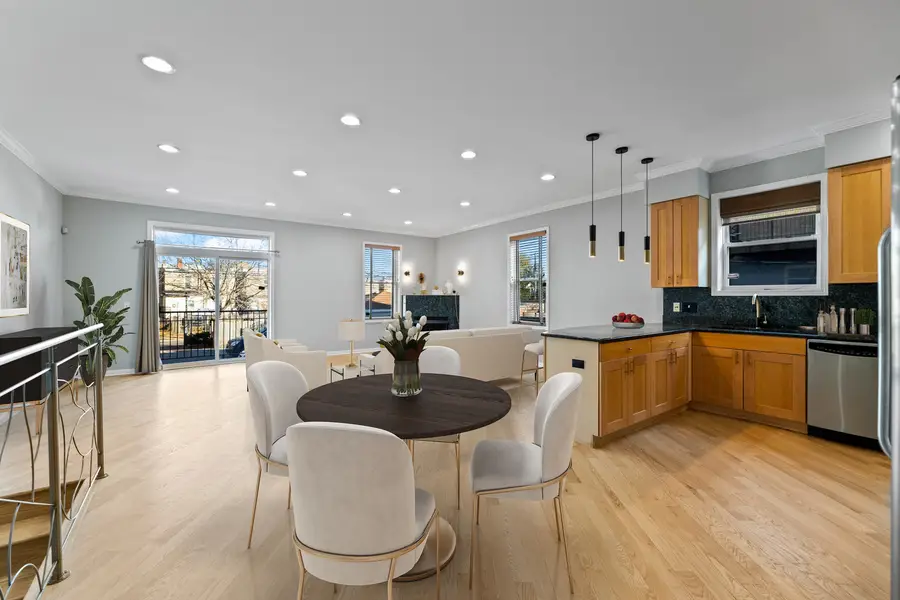 4105 S Drexel Boulevard #1SR, Chicago, IL 60653 - #3