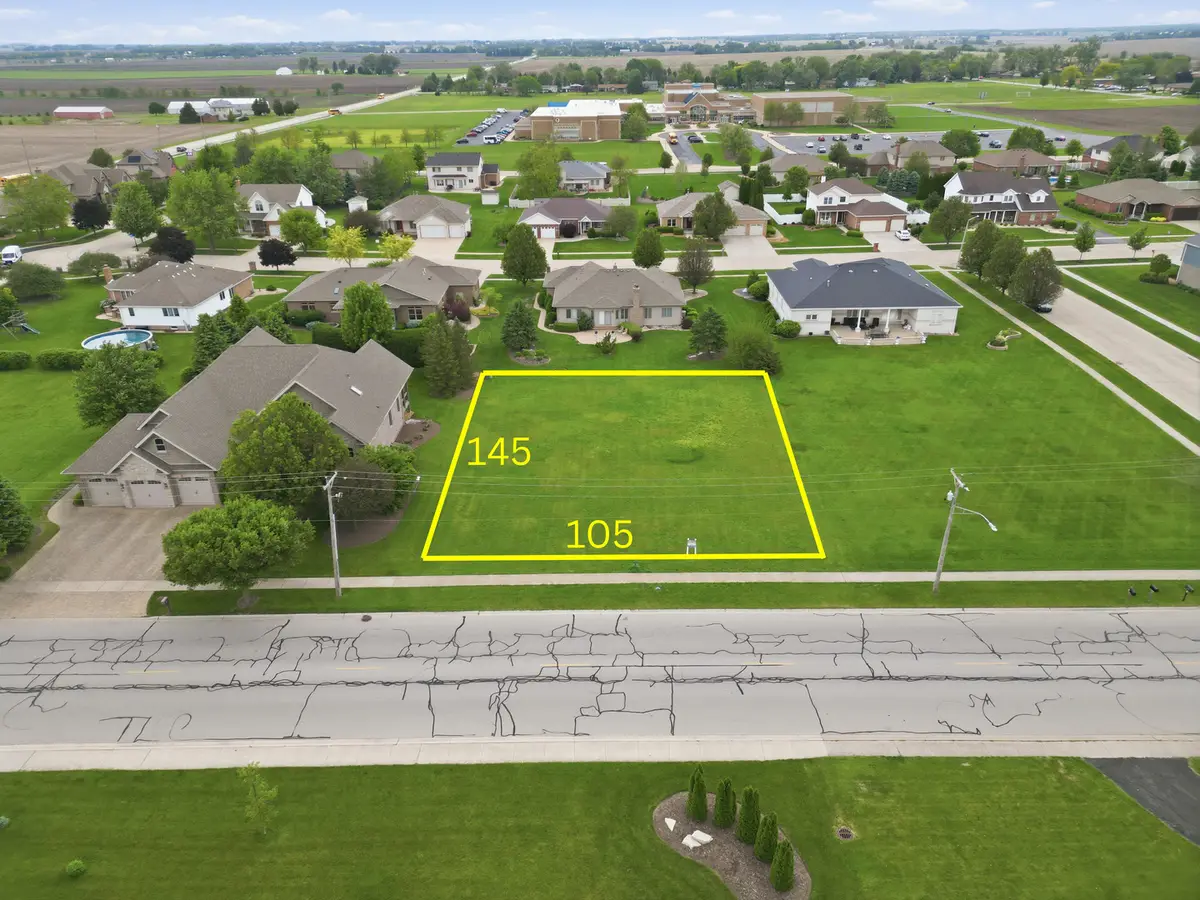605 W Corning Avenue, Peotone, IL 60468 - #1