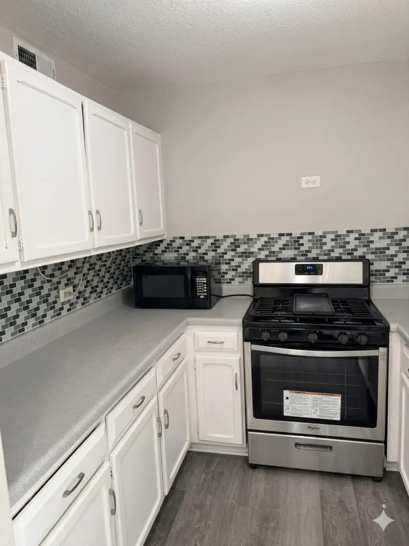 2211 S Stewart Avenue #6A, Lombard, IL 60148 - #3