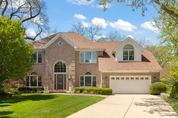 1262 Midwest Lane, Wheaton, IL 60189