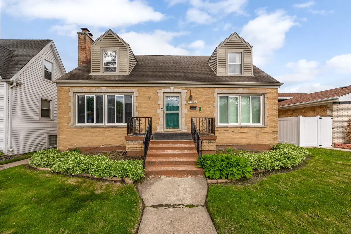 9306 S 54th Avenue, Oak Lawn, IL 60453 - #1