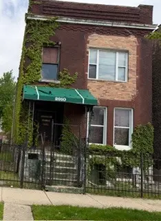 2910 W Fulton Street, Chicago, IL 60612