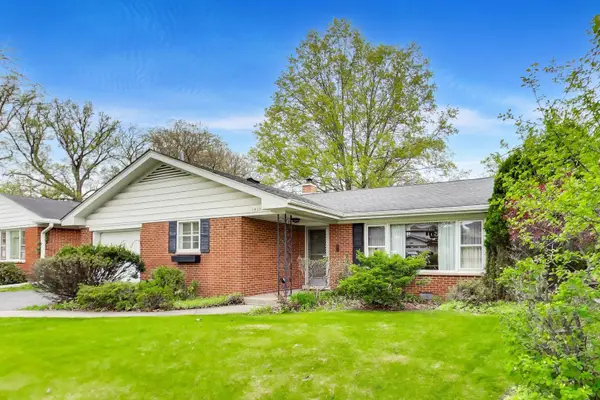 1430 Granville Avenue, Park Ridge, IL 60068