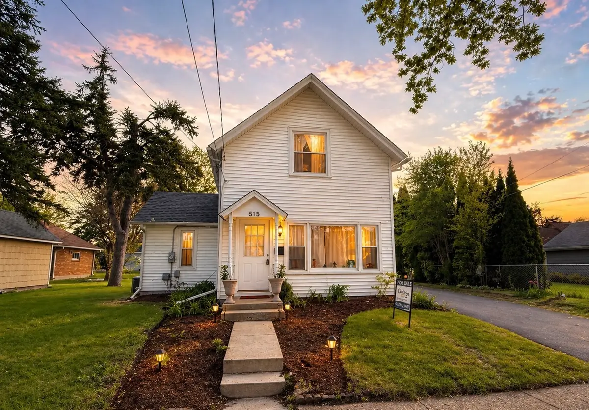 515 Oak Street, Elgin, IL 60123 - #1