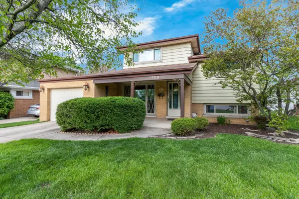 179 N Hampshire Avenue, Elmhurst, IL 60126