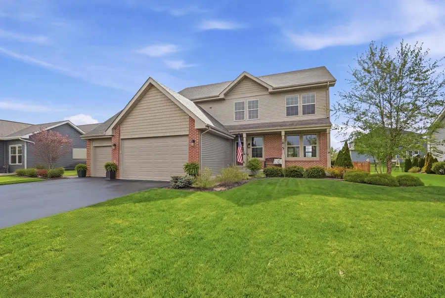 1917 Constitution Street, Sycamore, IL 60178 - #2