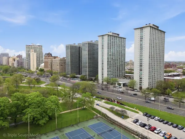 3600 N Lake Shore Drive #709, Chicago, IL 60613