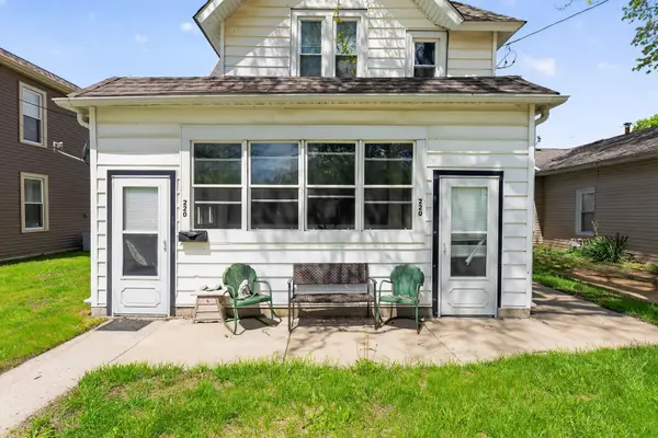 220 E Lincoln Avenue, Belvidere, IL 61008