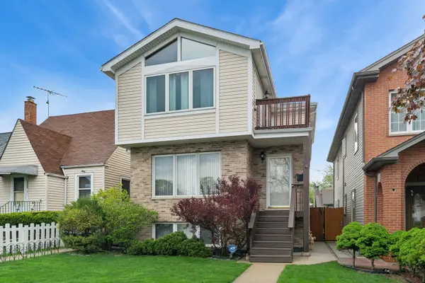 3217 N Paris Avenue, Chicago, IL 60634