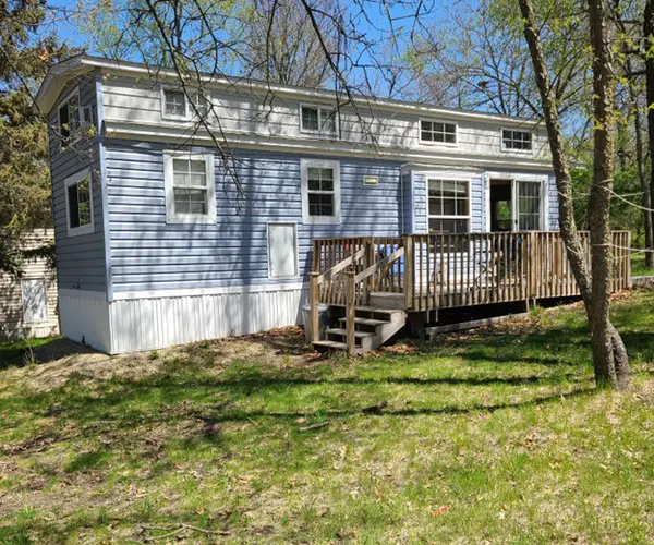 21/80 Woodhaven, Sublette, IL 61367