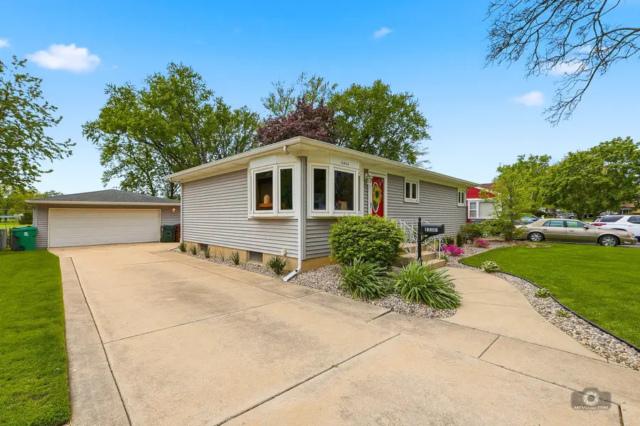 16806 Forest View Drive, Tinley Park, IL 60477 - #3
